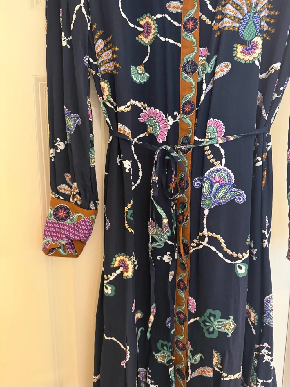 LOFT Black Floral Midi Shirt Dress with Contrast Trim - Picture 4 of 5